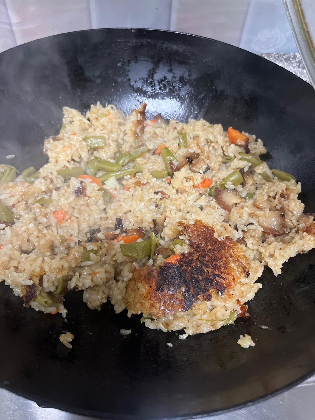 香菇腊肠土豆焖饭