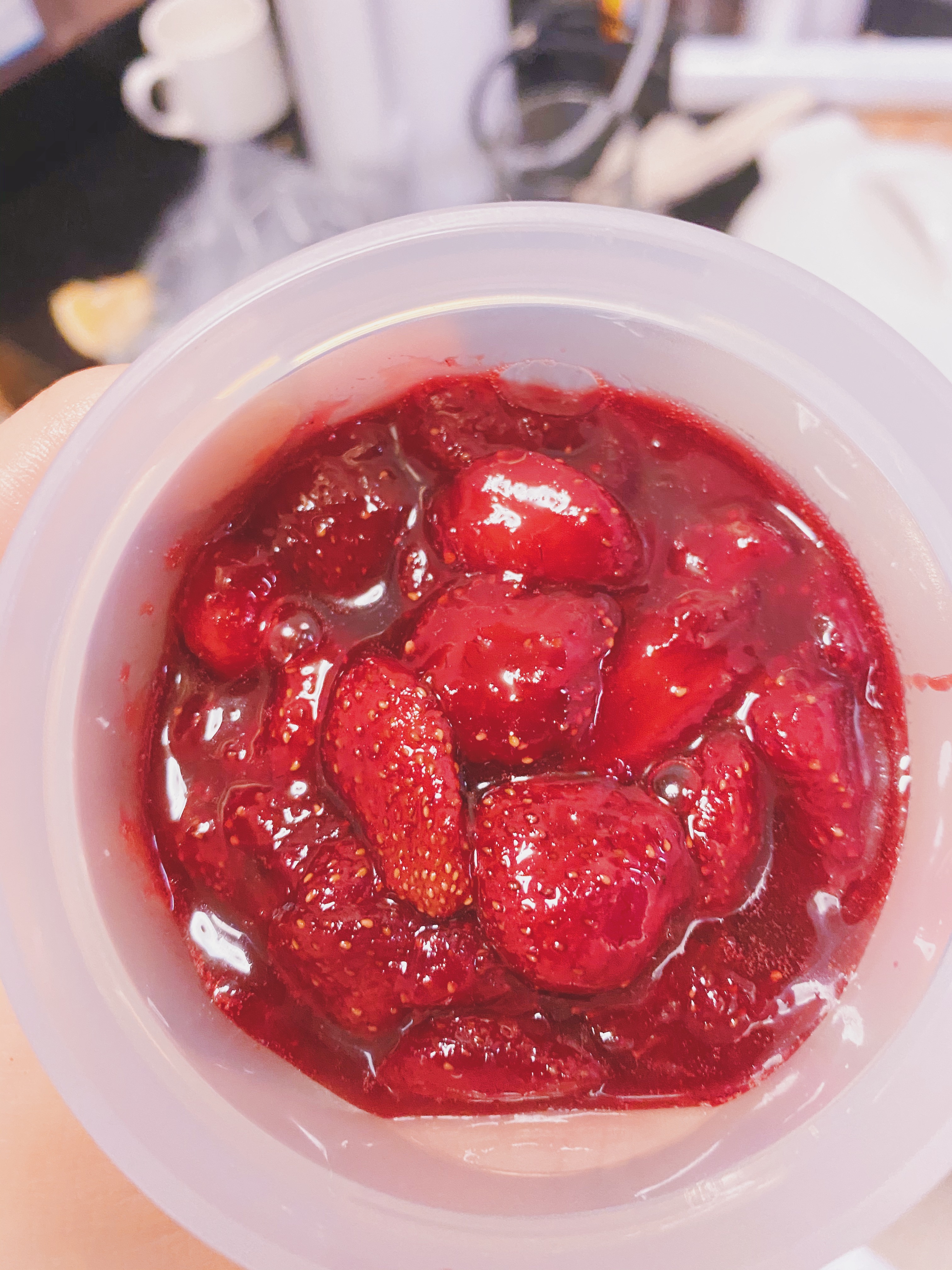 初夏的草莓香(草莓酱)的做法