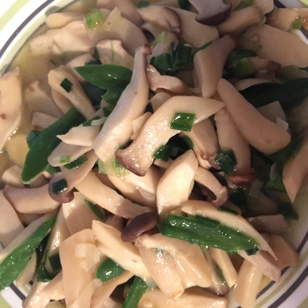 小炒美极杏鲍菇