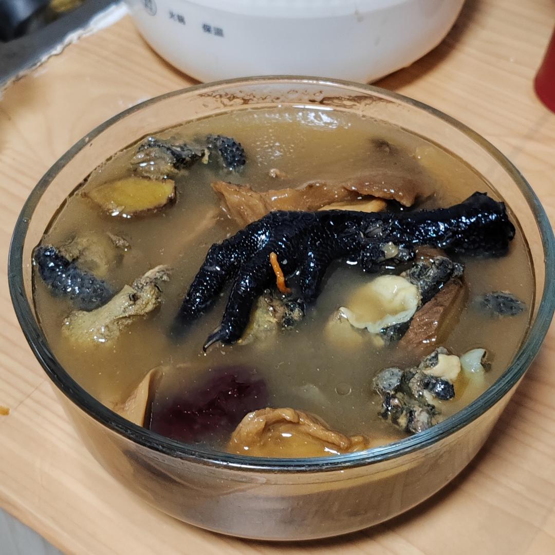 「家庭版」乌骨鸡汤💯