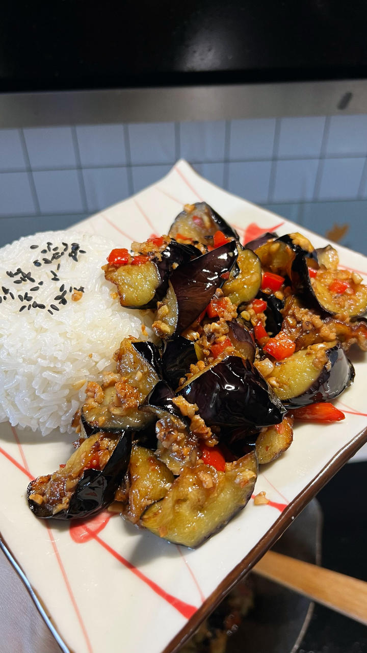 厨师长教你：“肉末烧茄子”的家常做法，口感软糯适合下饭，收藏