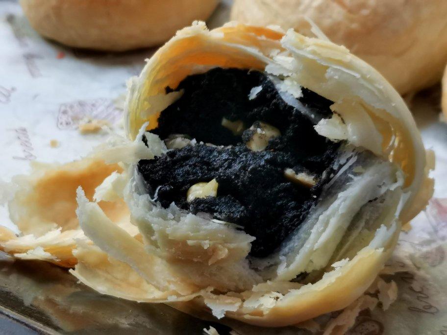 蛋黄酥~紫薯、抹茶、原味~花好月圆，中秋快乐~内附一次做六色蛋黄酥方法~