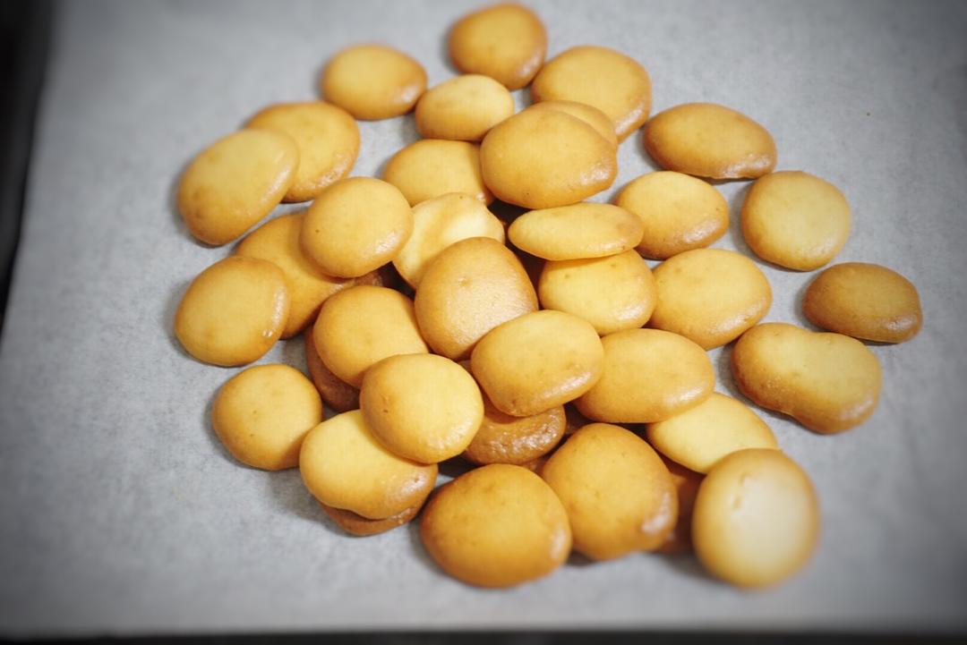 鸡蛋小饼干