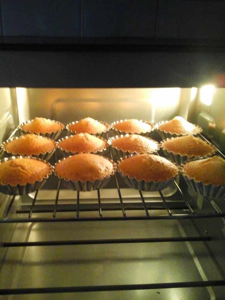 马芬蛋糕（基本拌和法）