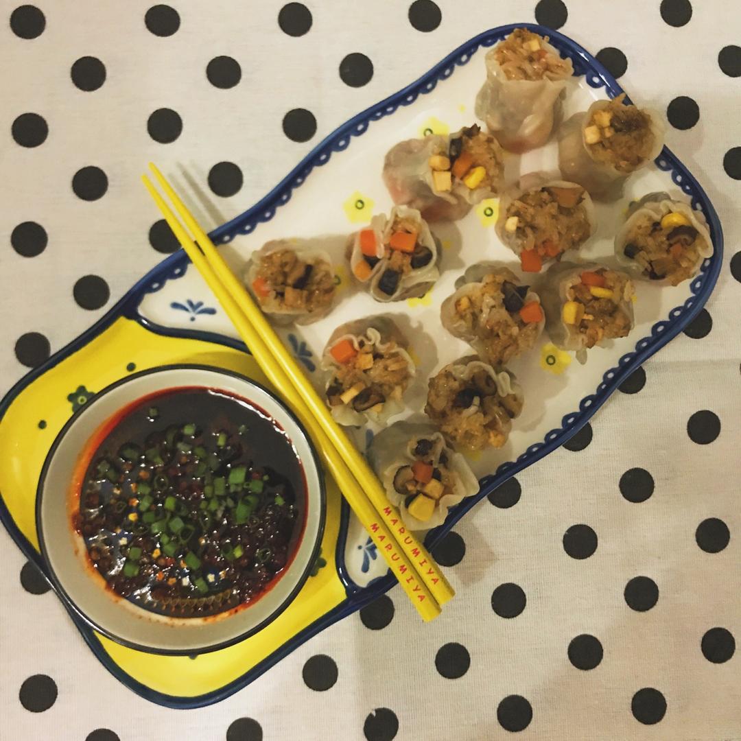 饺子皮咸蛋黄烧麦