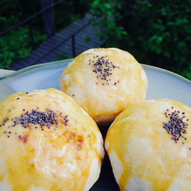 芝麻红糖肉桂馅饼