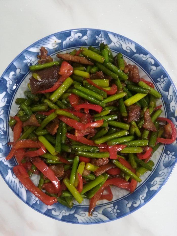 蒜薹炒肉