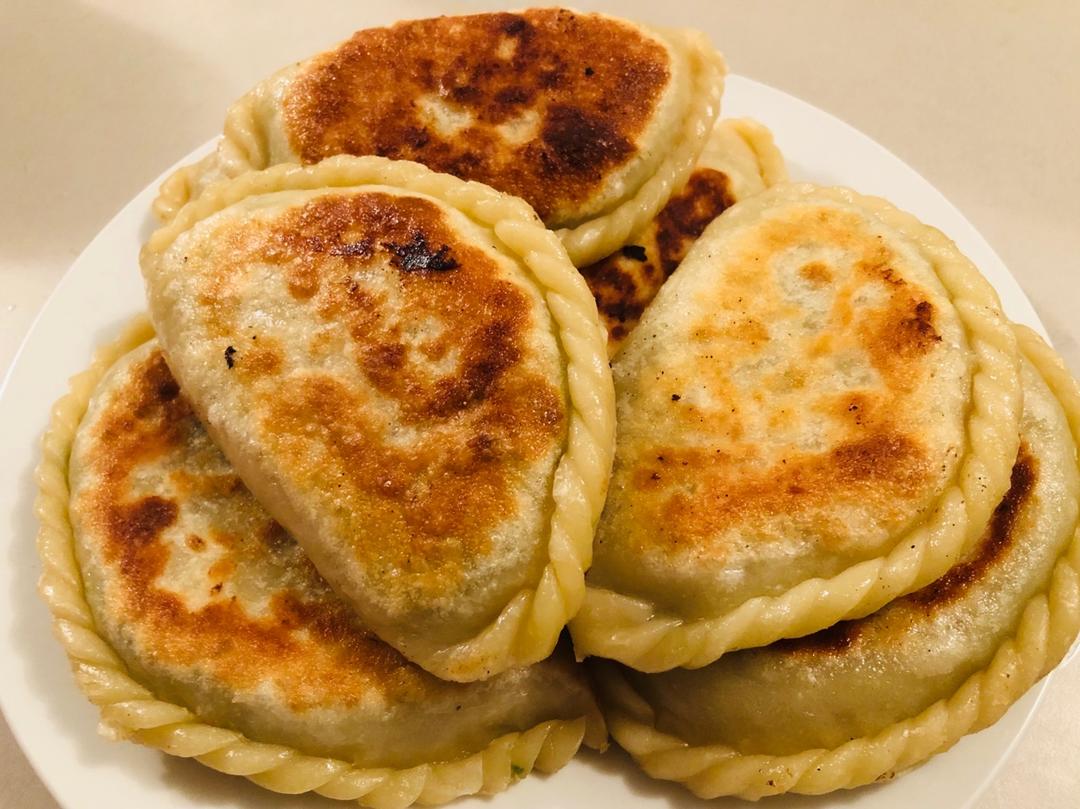 韭菜盒子（含捏褶视频）