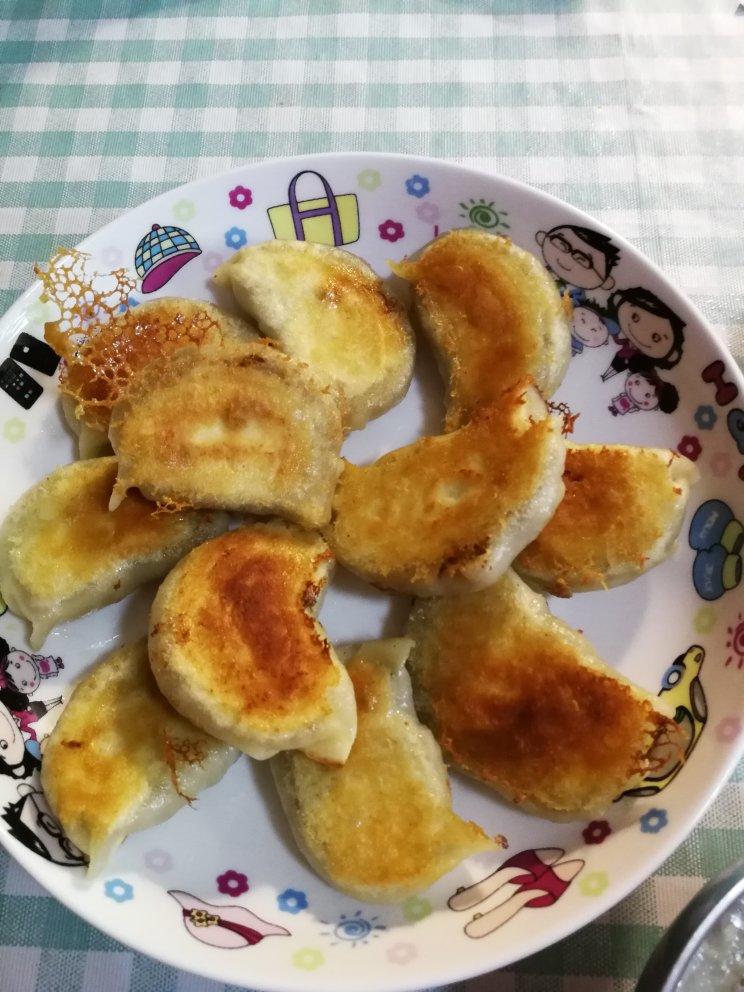 脆底煎饺