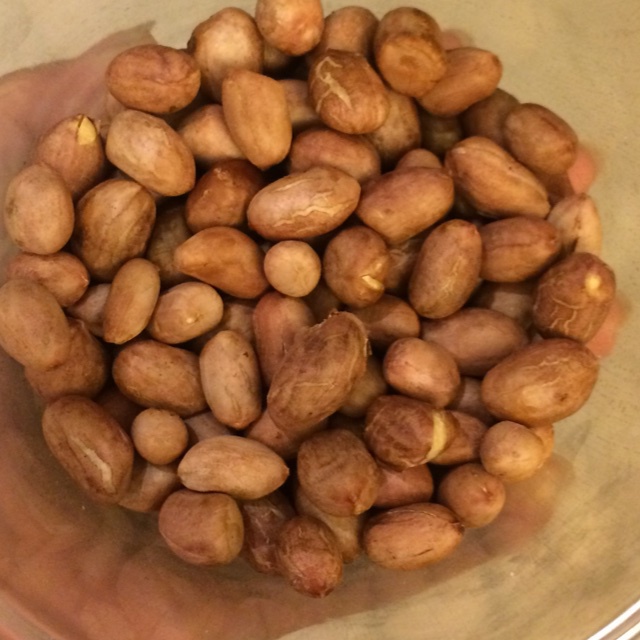 盐烤花生米