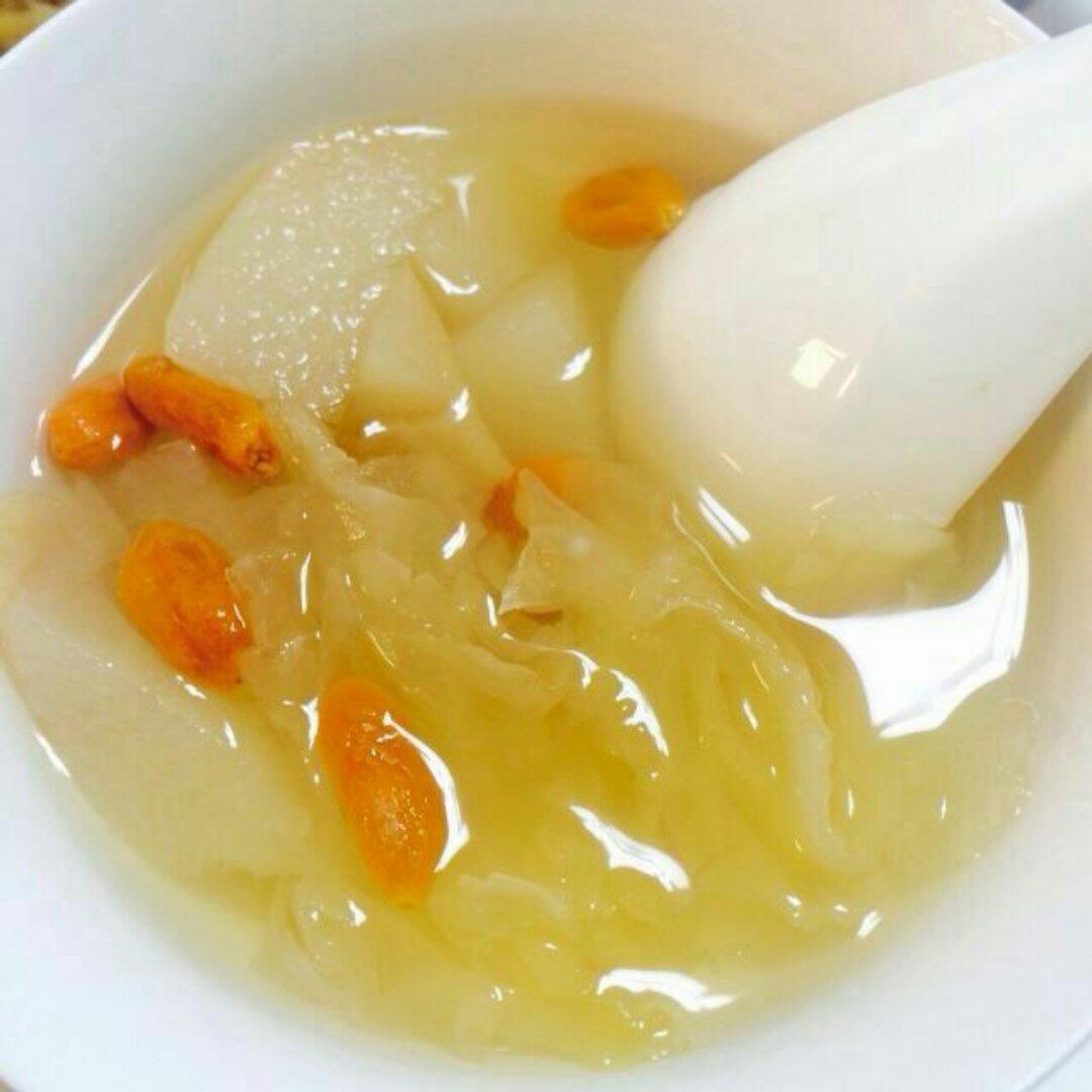 冰糖银耳梨汤