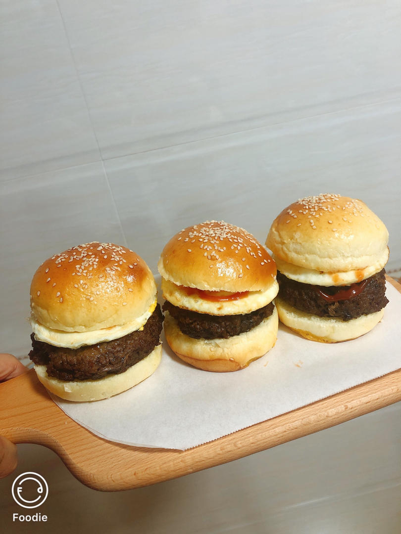 汉堡胚面包餐包（视频夏季轻松快速手揉手套膜方法）