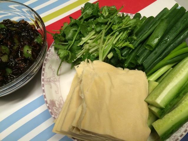 干豆腐卷大葱(勾氏私房菜)