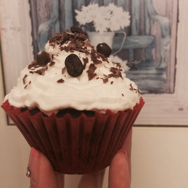 古典巧克力cupcake配马斯卡彭奶油霜