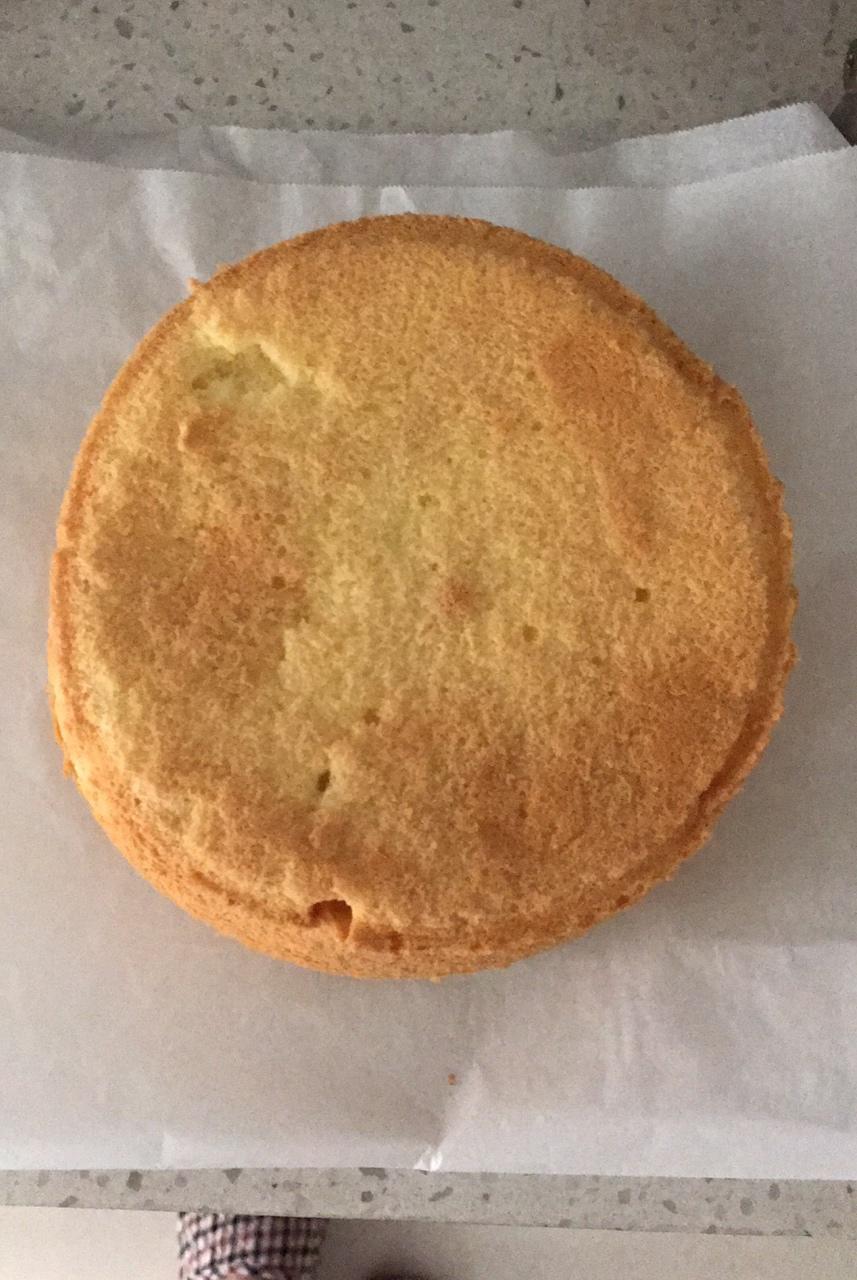 烤箱做蛋糕（戚风蛋糕的做法）