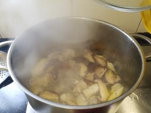 清淡不油腻的老母鸡汤的做法 步骤4