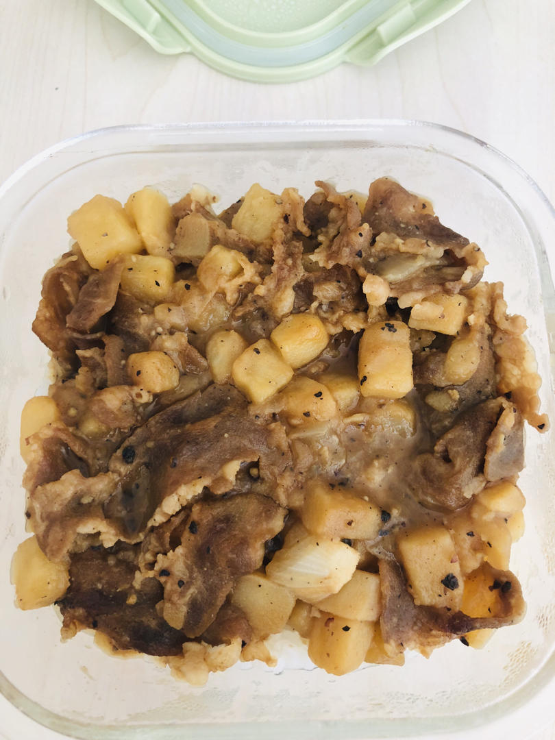 好吃到舔碗底的土豆肥牛拌饭