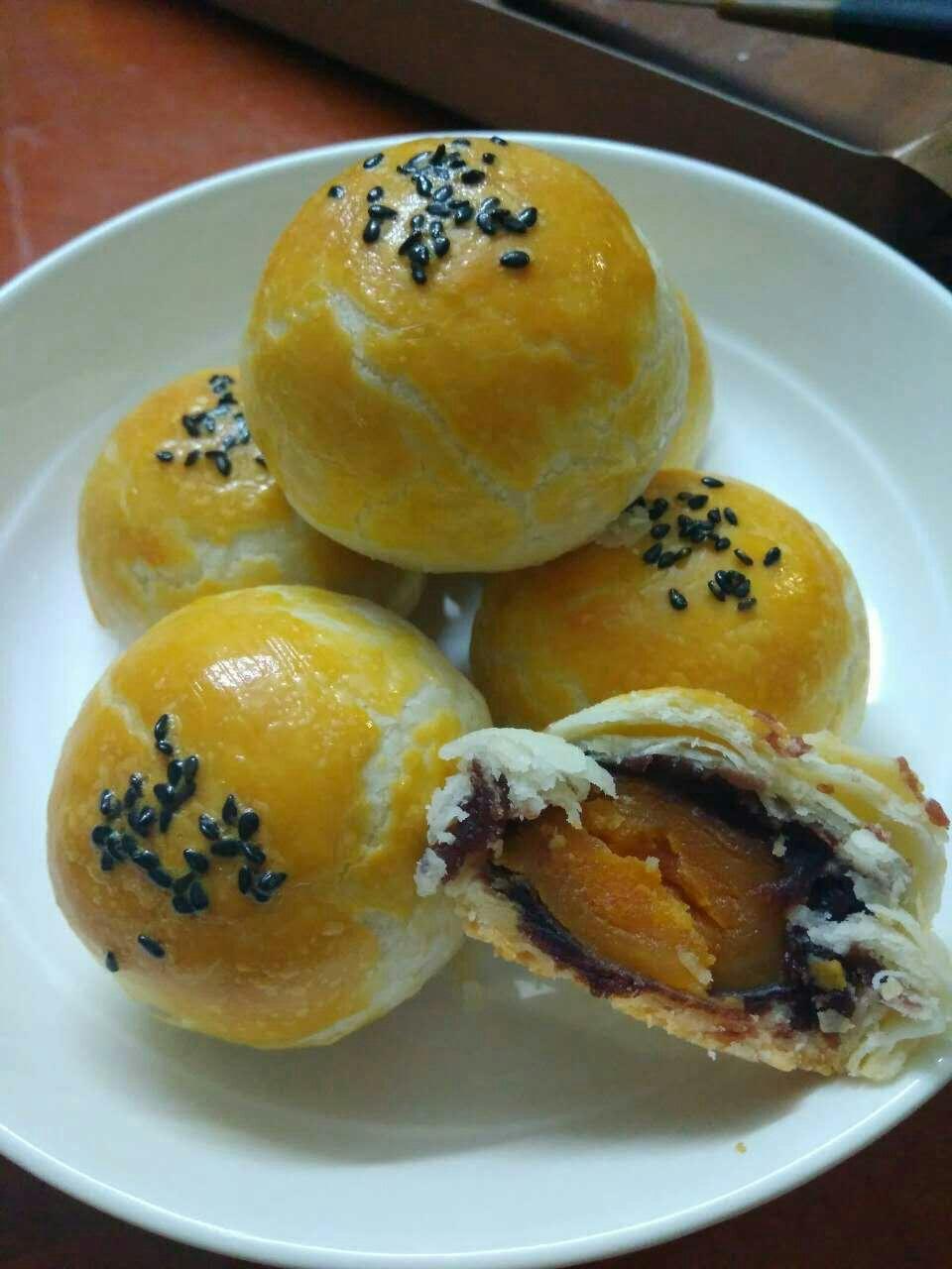 蛋黄酥~紫薯、抹茶、原味~花好月圆，中秋快乐~内附一次做六色蛋黄酥方法~