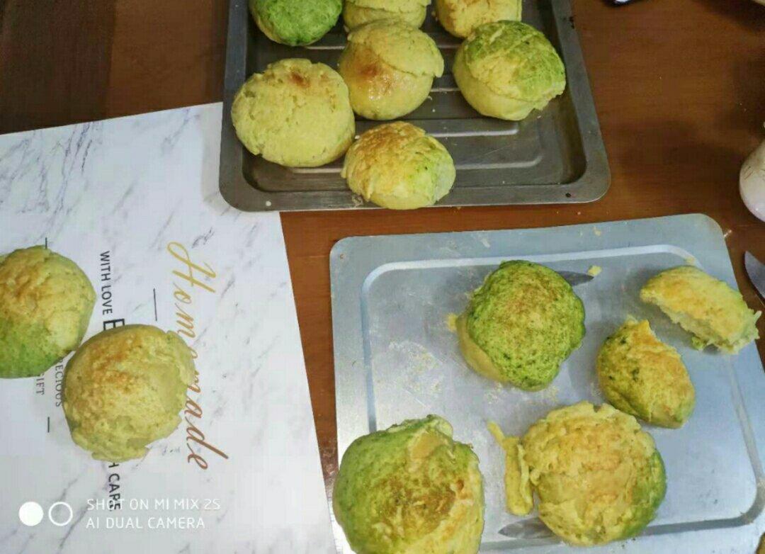 菠萝包