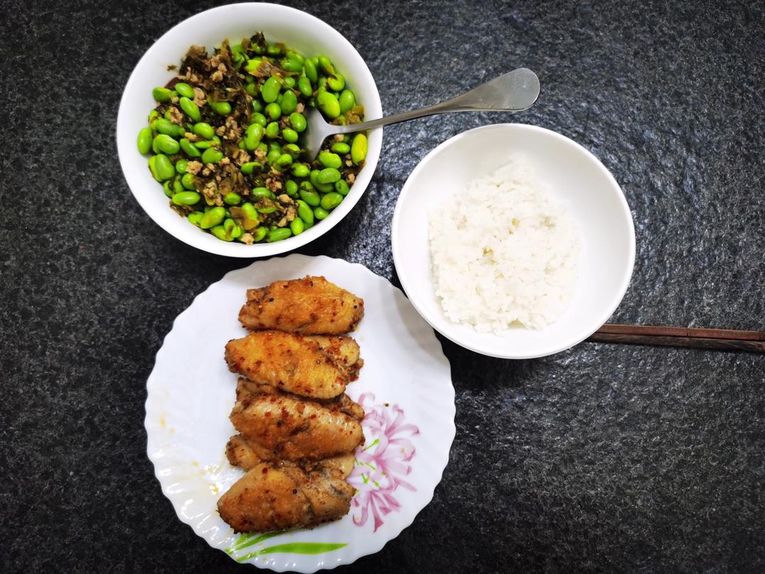 香煎鸡翅