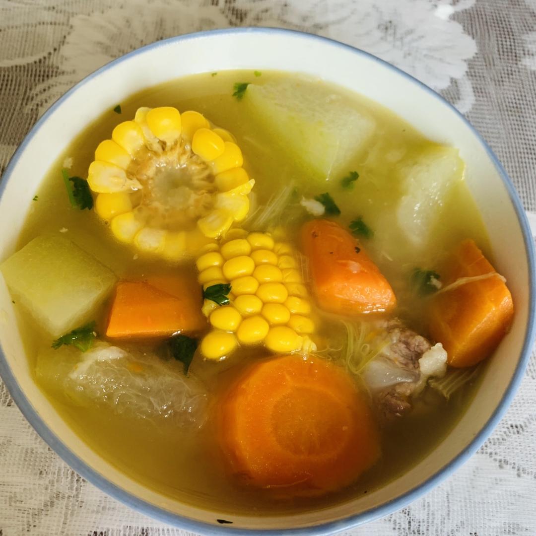 排骨玉米汤