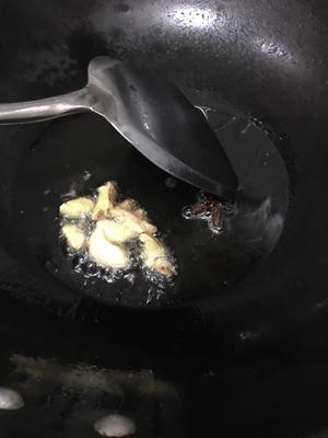 快手红烧排骨焖土豆的做法 步骤3