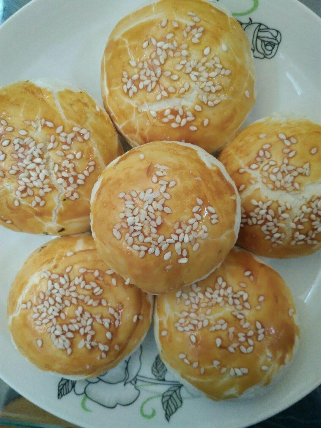 赵青双做的中式咸味点心蟹壳黄