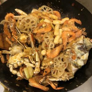 炒海鲜锅（梭子蟹基围虾）的做法 步骤14