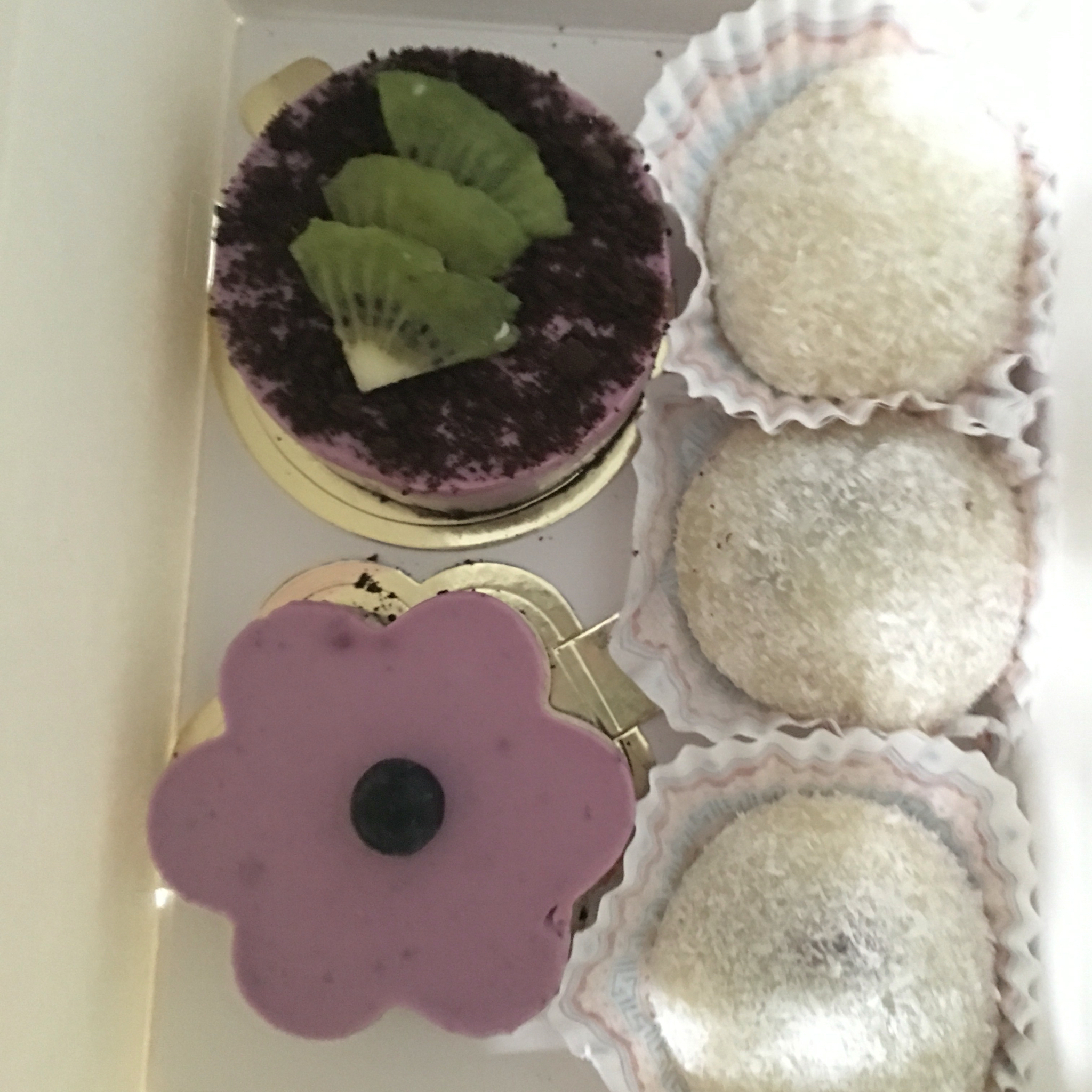 《Tinrry下午茶》教你做蓝莓益力多慕斯