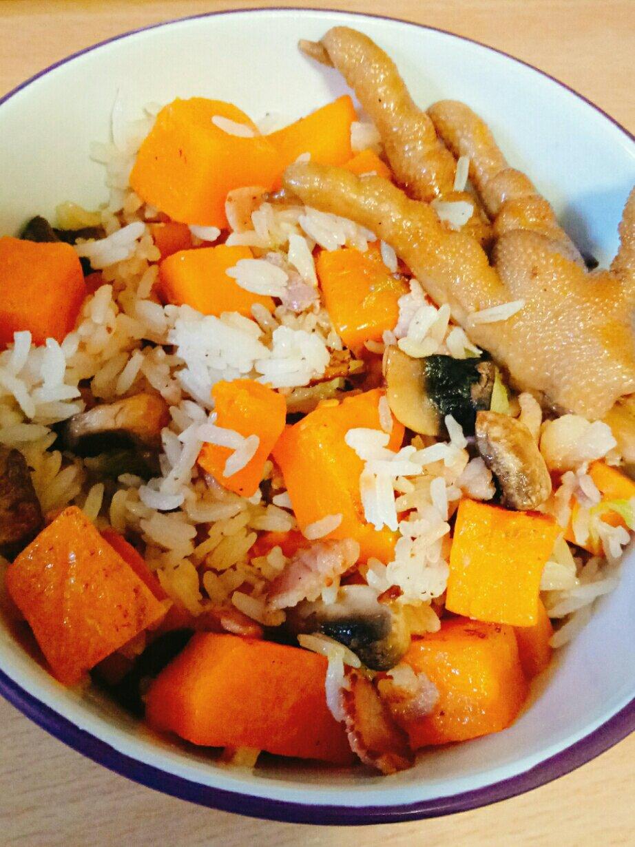 美味到不行的南瓜饭