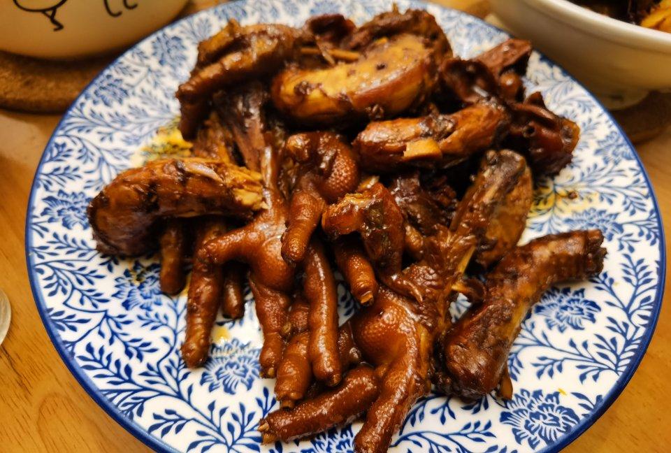 “销魂”卤鸡爪