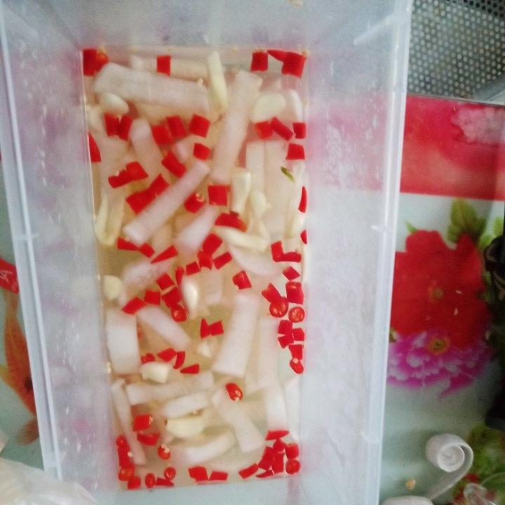 超开胃酸辣甜泡萝卜