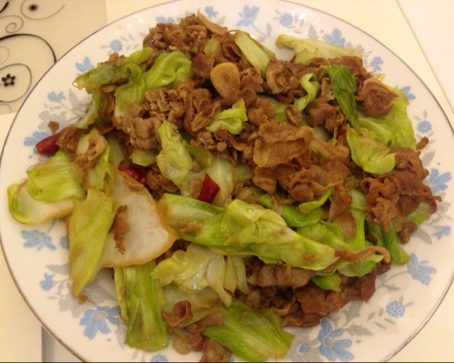 阿婆手撕包菜