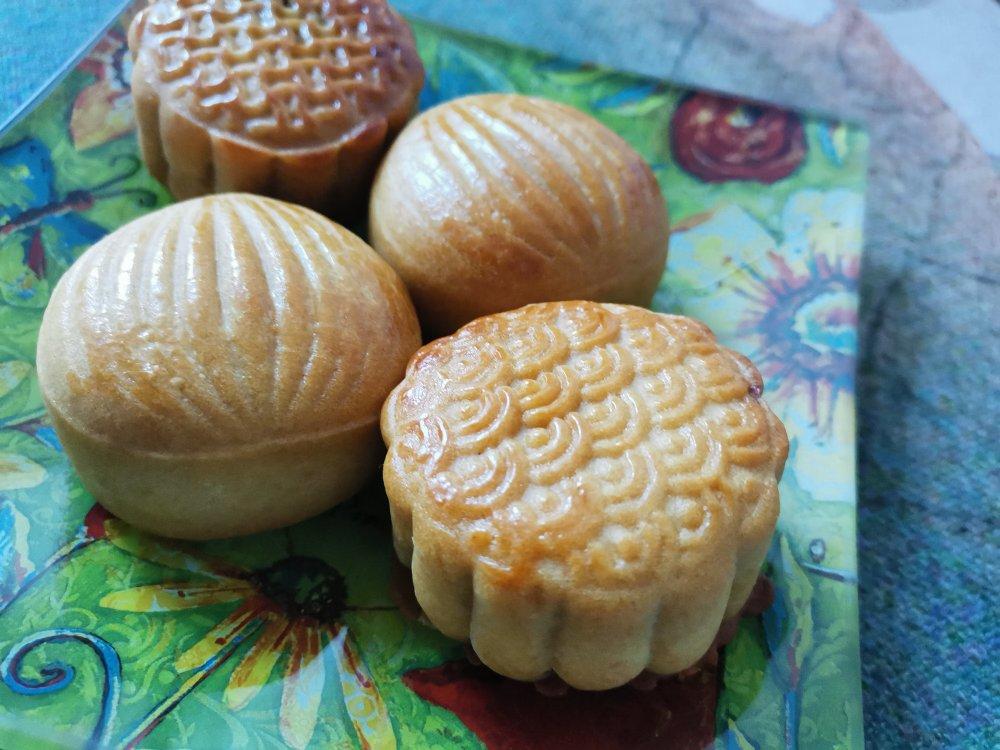 广式月饼——咸蛋黄豆沙月饼（新手版）