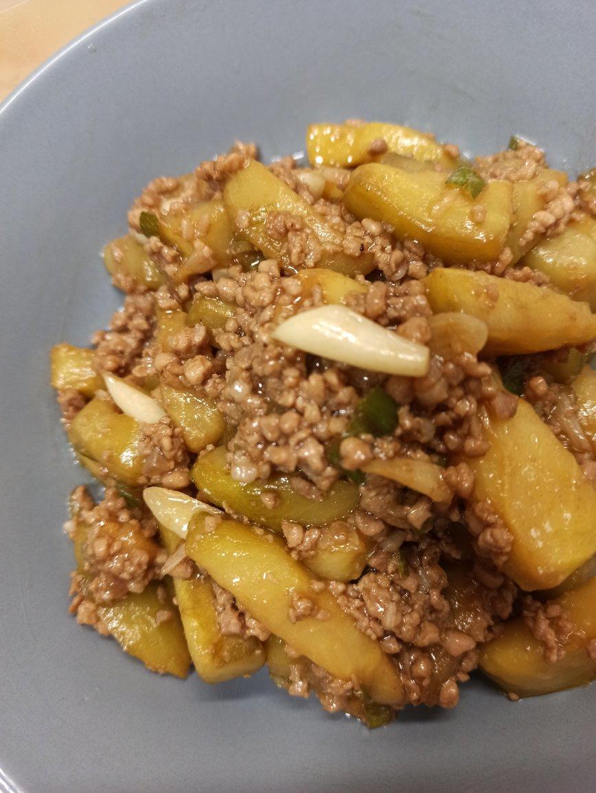 鱼香茄子是如此勾人，以至于连体重都不顾了！