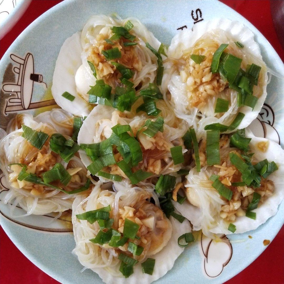 蒜蓉粉丝蒸扇贝