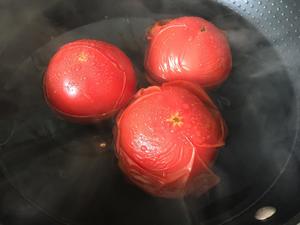 木耳西红柿炒鸡蛋的做法 步骤2