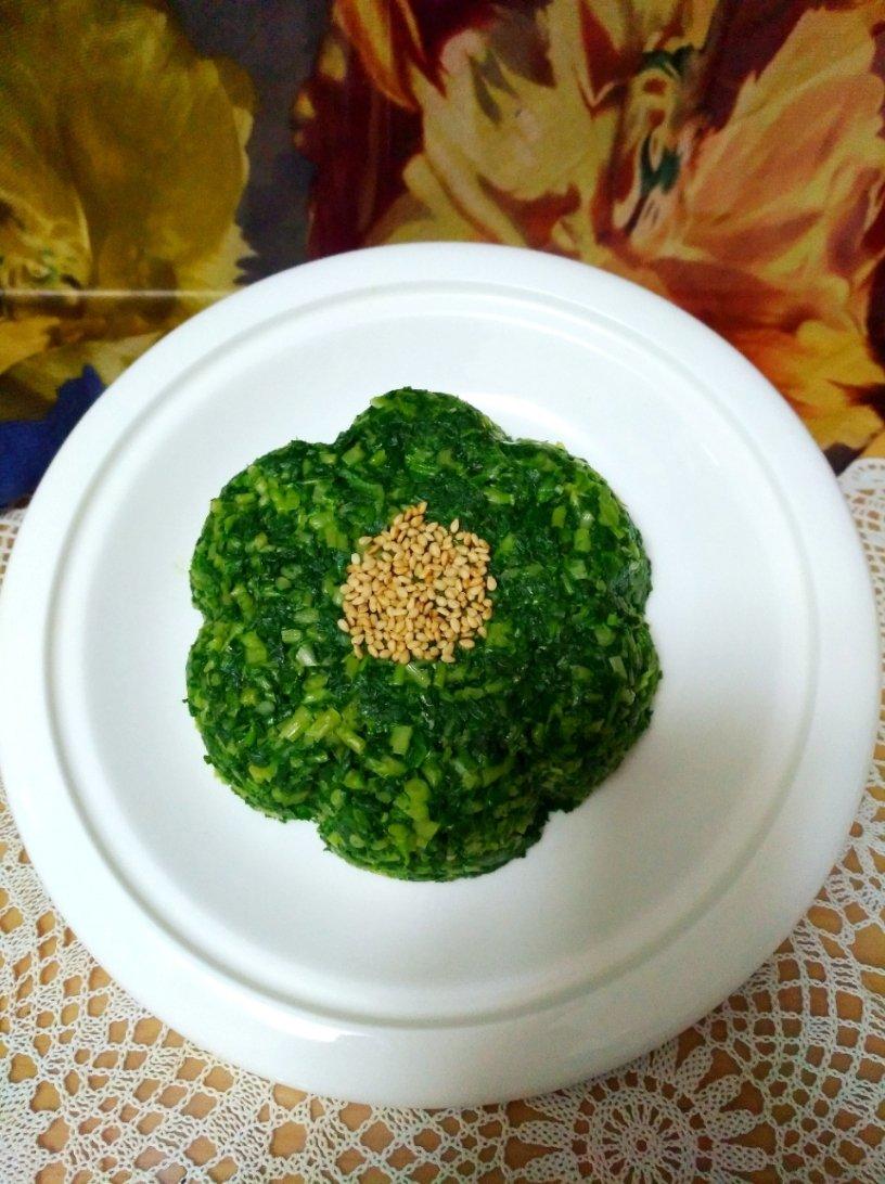 堂妈小厨——鸡蛋皮拌菠菜
