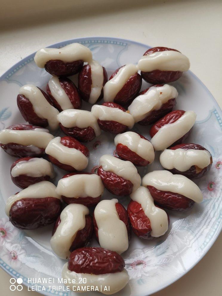 心太软— 红枣夹糯米粉