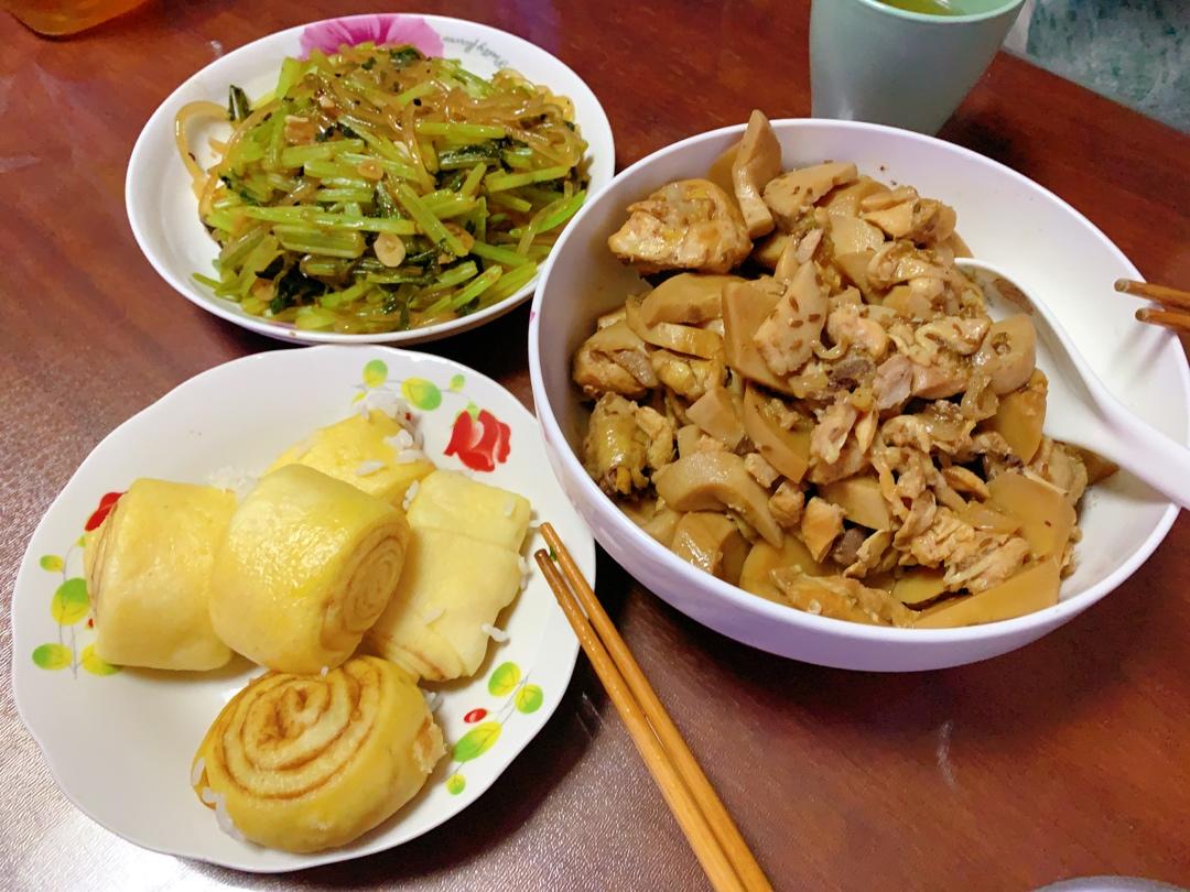 芹菜炒粉条