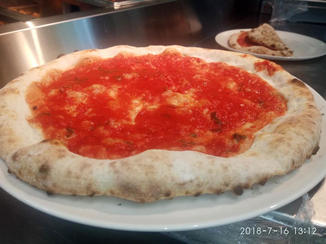 8寸纯手工什锦披萨