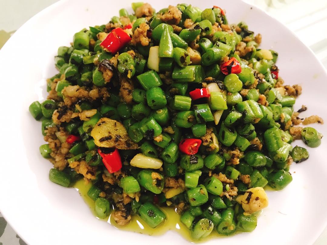 【榄菜肉碎四季豆】炒肉末有个神奇组合，一试就灵！
