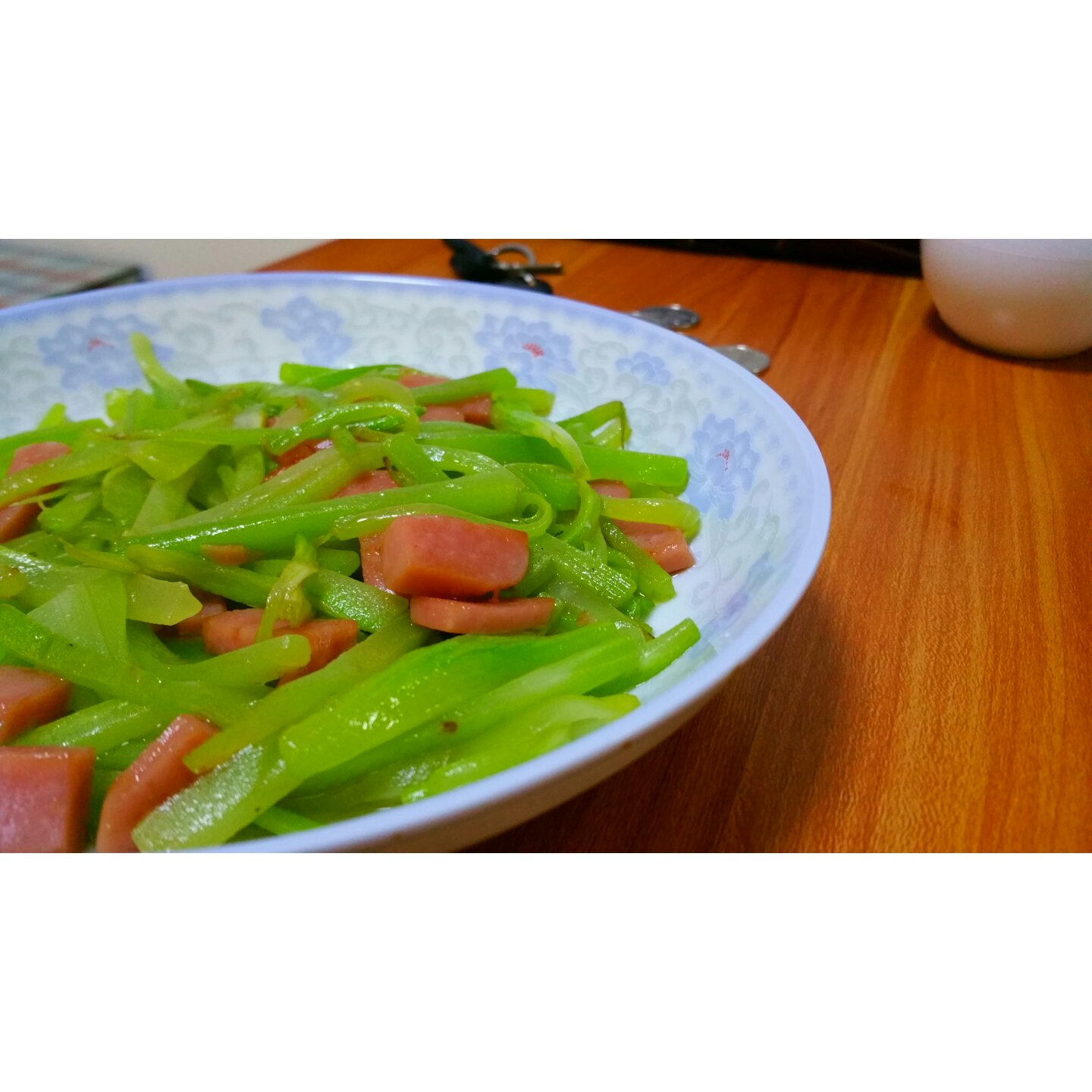 清炒莴笋丝