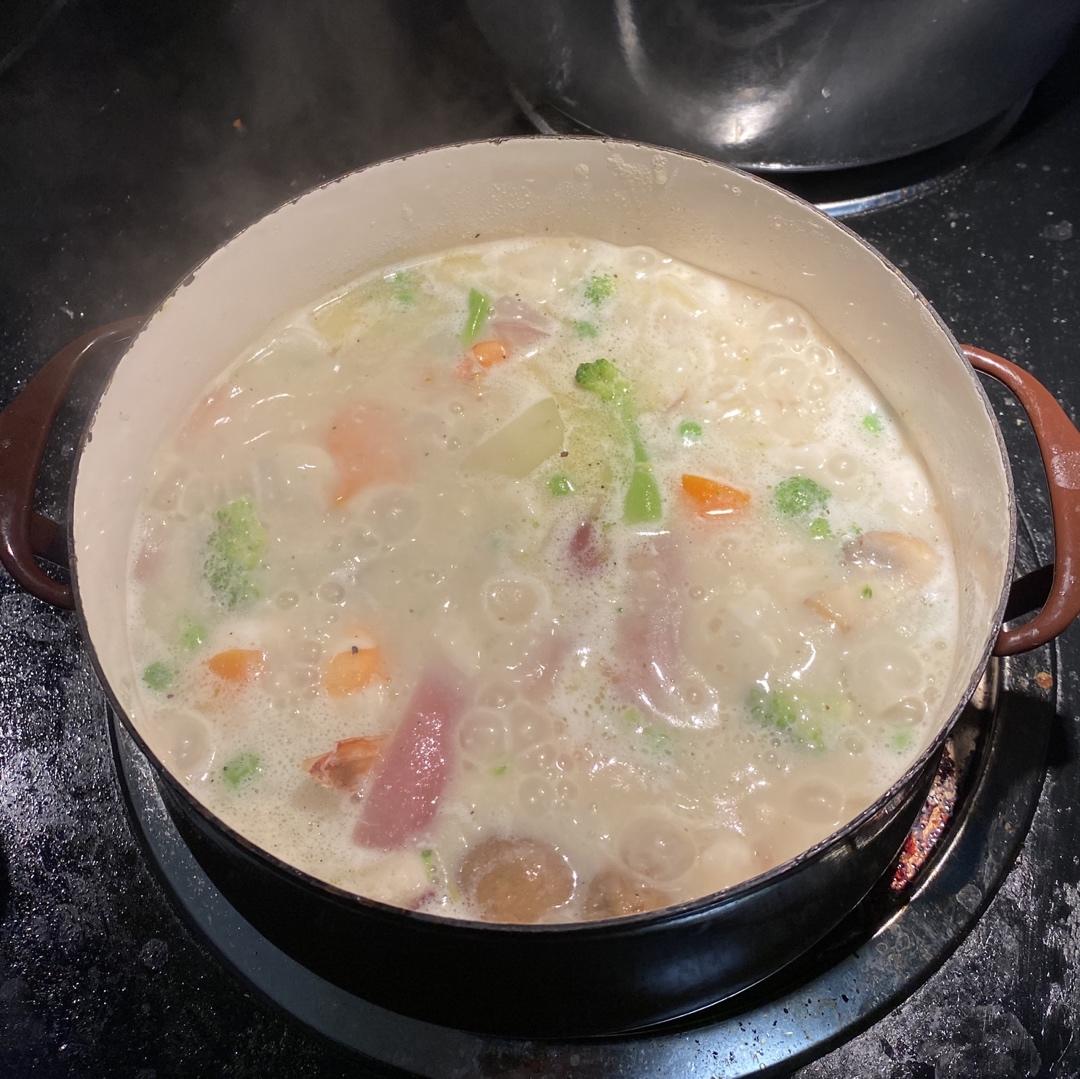 三文鱼奶油炖菜+芝士焗饭【曼食慢语】