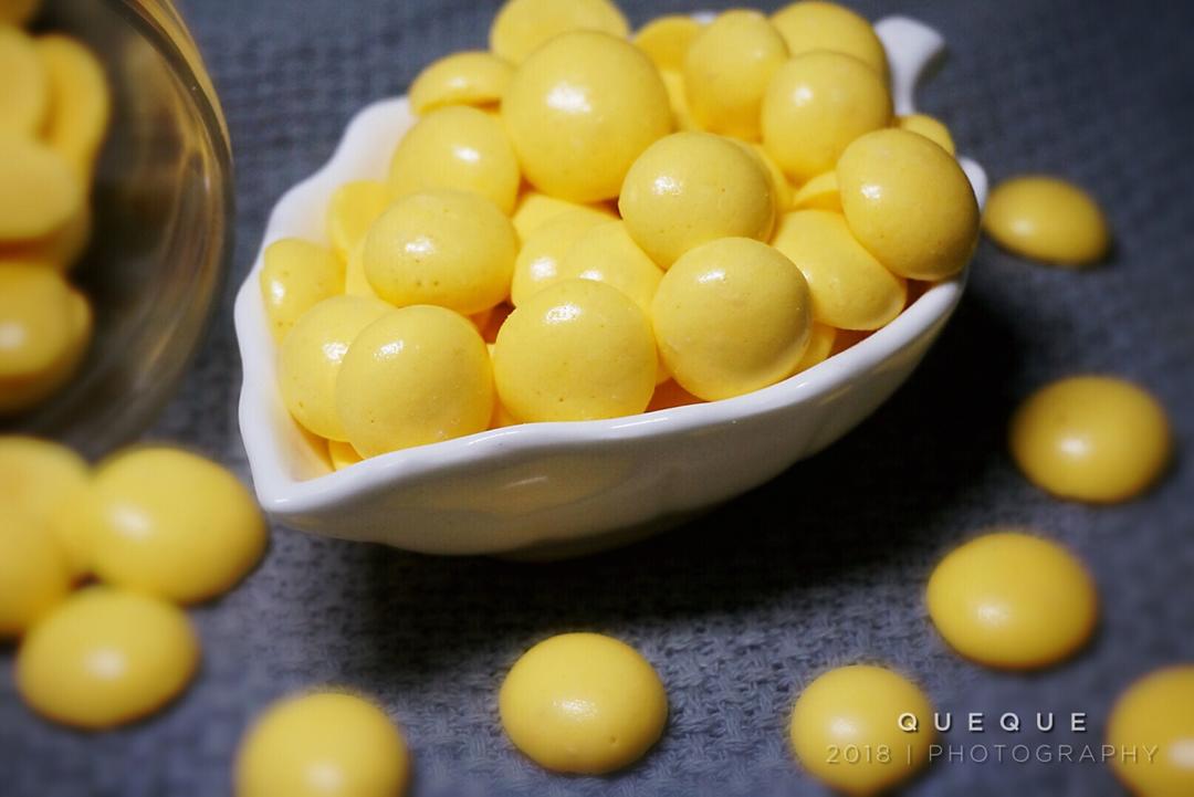 入口即化的无添加蛋黄溶豆