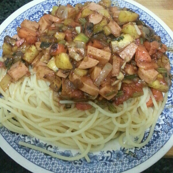 超级美味正宗的意大利番茄肉酱面