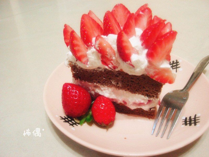 草莓鲜奶油蛋糕