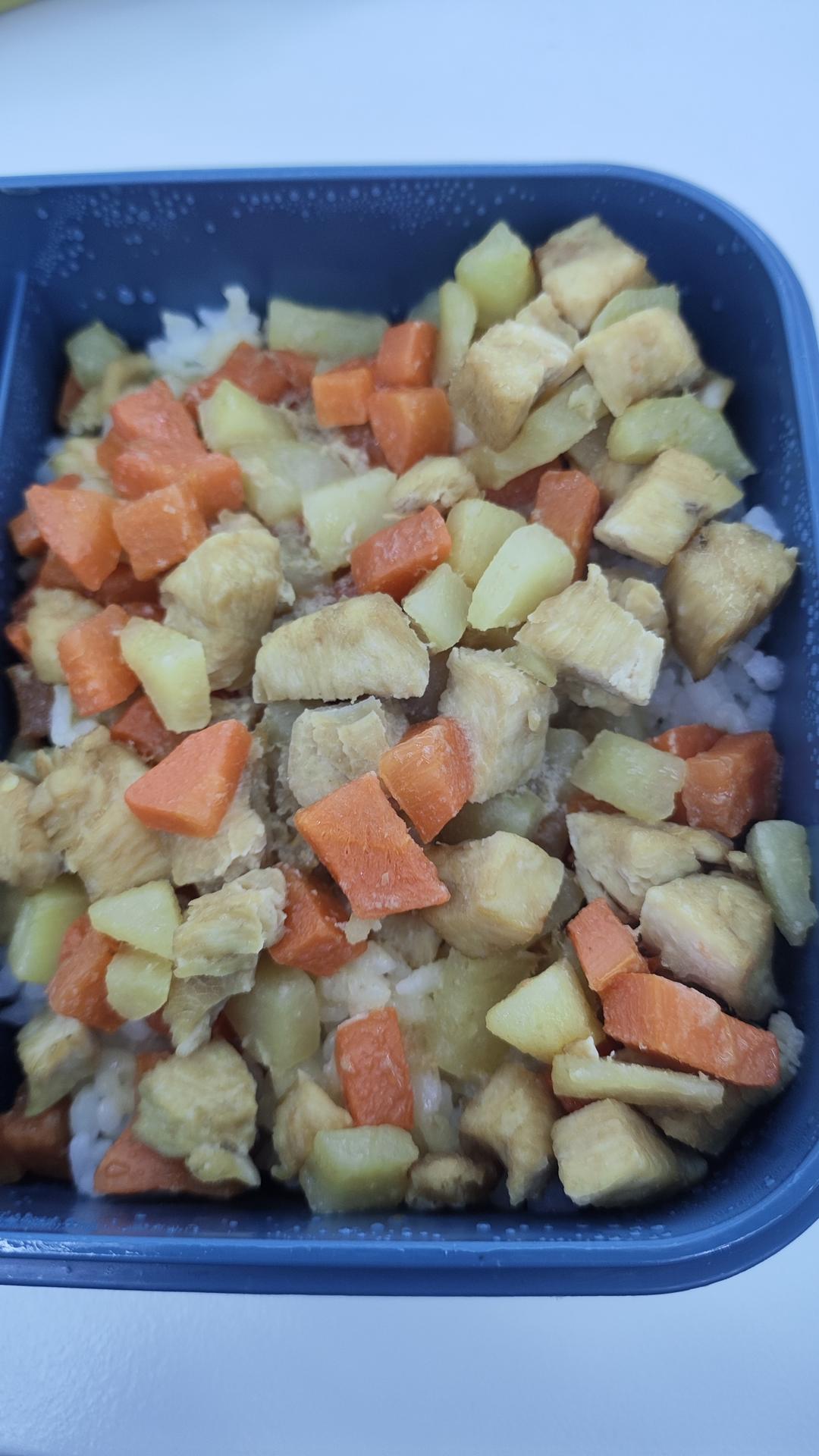 鸡肉盖浇饭