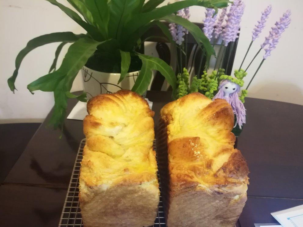 视频菜谱：做过几百次的椰蓉吐司面包