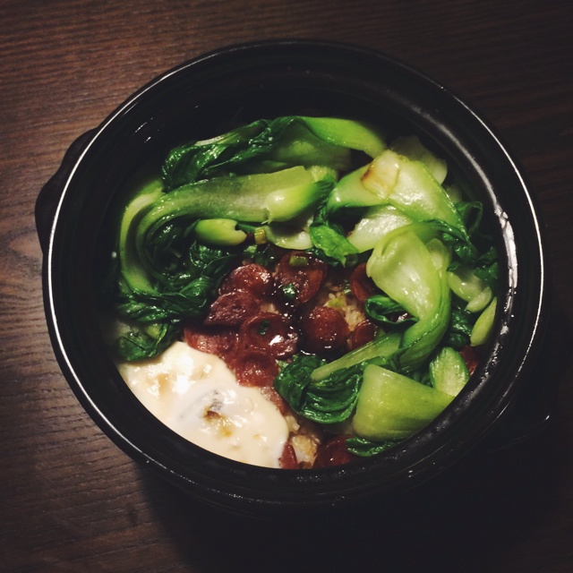 香肠煲仔饭